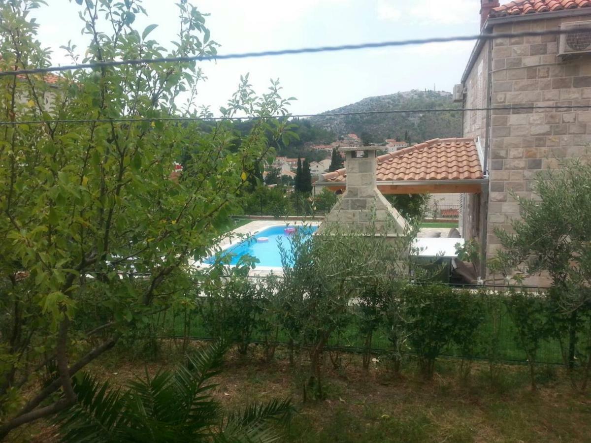 Family House Lise Apartma Mlini